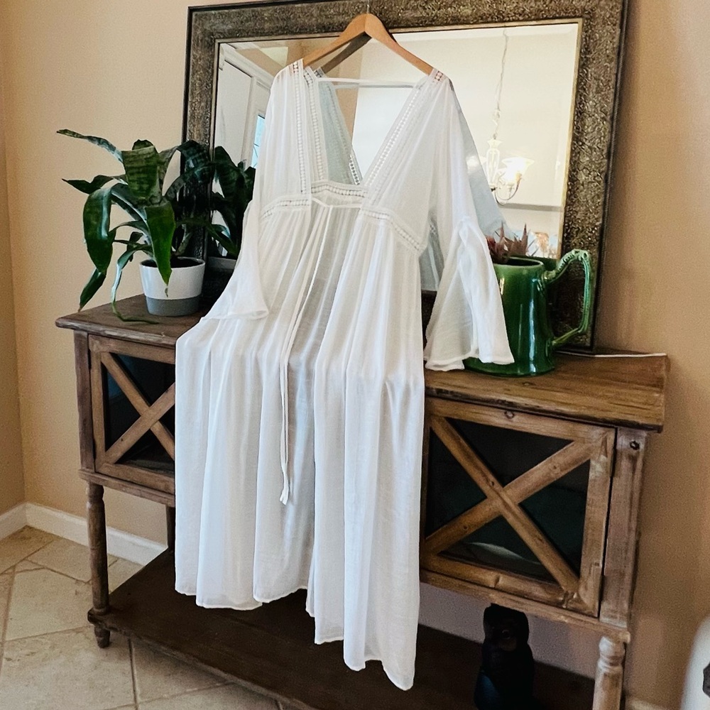 New Boho Beach Coverup Tie Waist Lace Trim Maxi Length Bell Sleeve Open Back - Picture 3 of 9